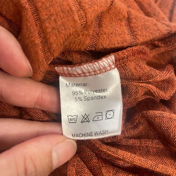 Your Style Rust Orange Ribbed Long Sleeves Bodysuit Large - Picture 8 of 8